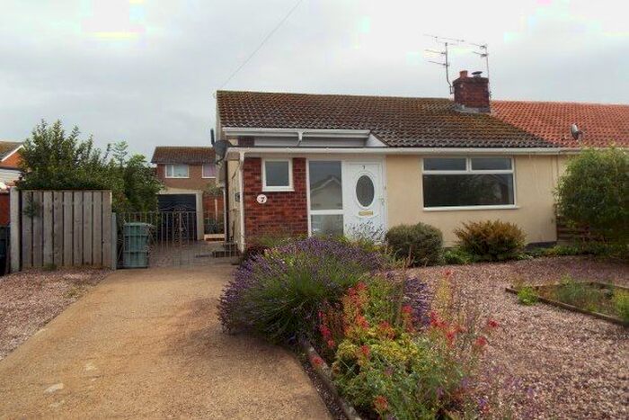 2 Bedroom Semi-Detached Bungalow To Rent In Mor Awel, Abergele, LL22