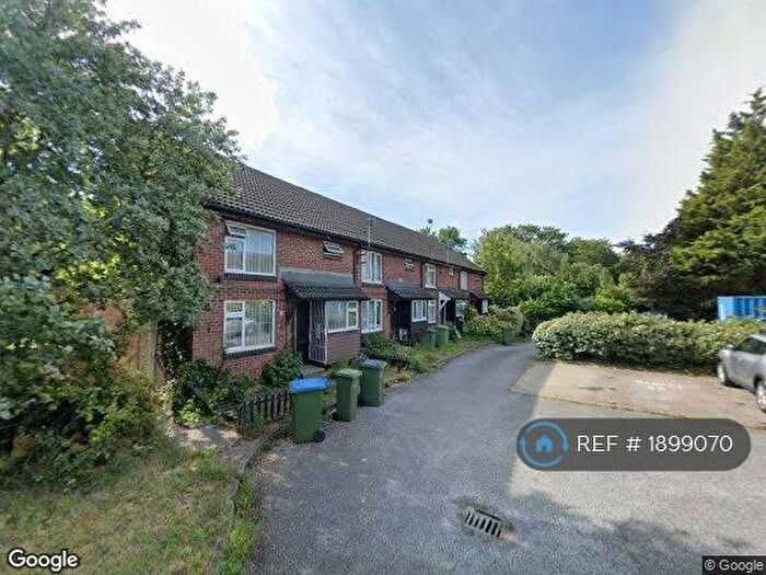 1 Bedroom Terraced House To Rent In Rollesby Way, London, SE28