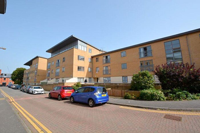 2 Bedroom Apartment To Rent In Sovereign Place, Harrow, HA1