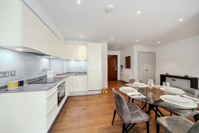 2 Bedroom Apartment To Rent In Mawes House, SE17