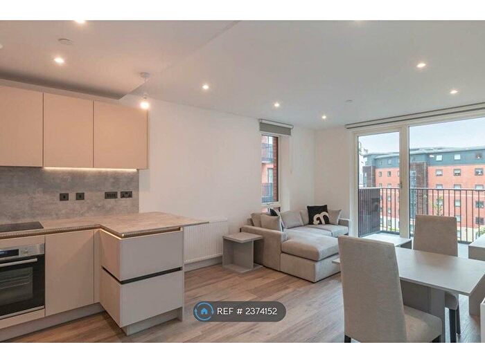 1 Bedroom Flat To Rent In The Barker, Birmingham, B4