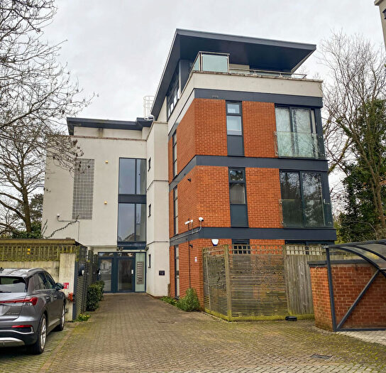 2 Bedroom Apartment For Sale In Newbeck Court, Park Road, Beckenham, BR3