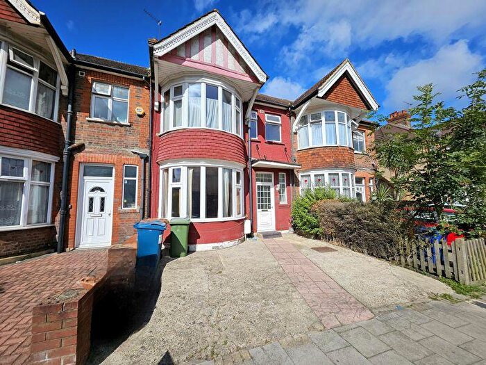 4 Bedroom Terraced House To Rent In Harrow View, Harrow, HA1