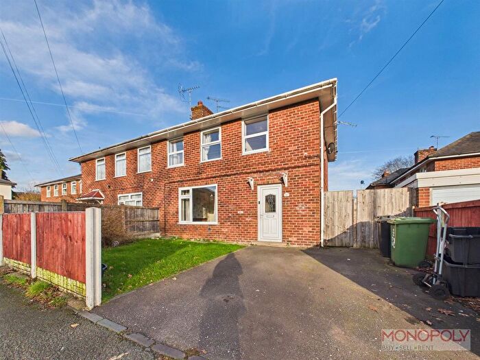 4 Bedroom Semi Detached House For Sale In Oak Drive, Wrexham, LL12