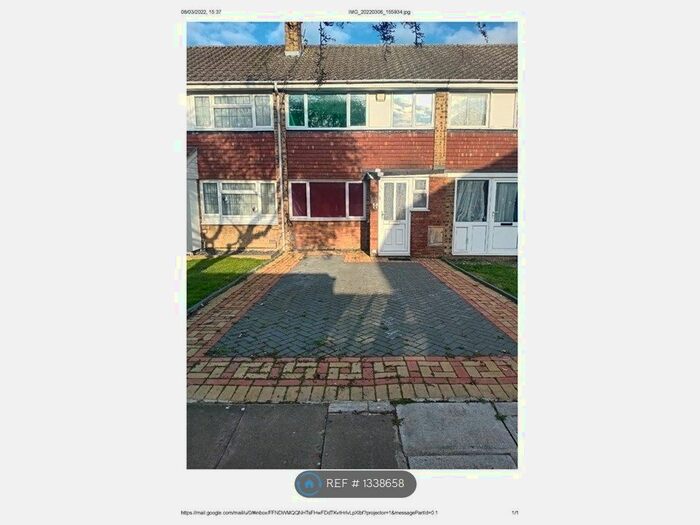 3 Bedroom Terraced House To Rent In Brickly Road, Luton, LU4