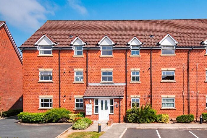 2 Bedroom Property To Rent In Great Park Drive, Leyland, PR25