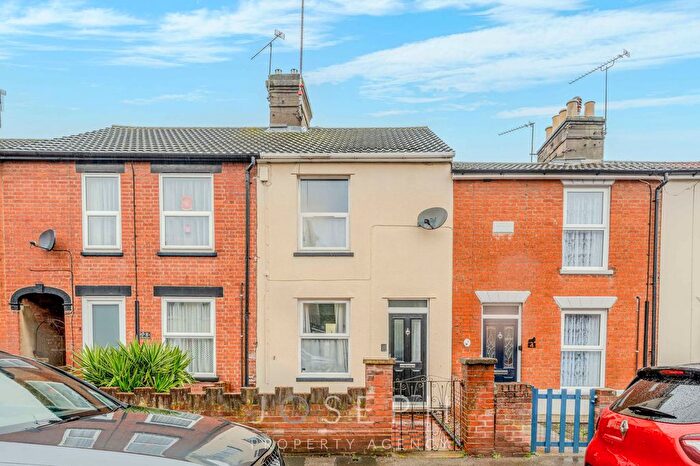 3 Bedroom Terraced House For Sale In Beaconsfield Road, Ipswich, IP1