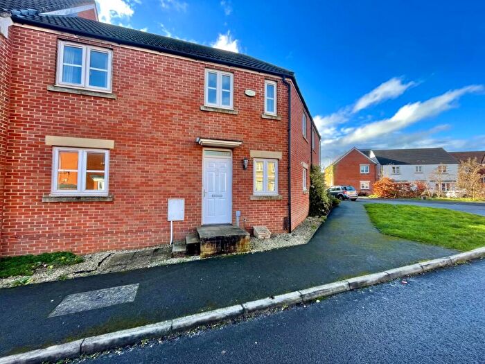 3 Bedroom Terraced House To Rent In Long Ashton, Blackcurrant Drive, BS41