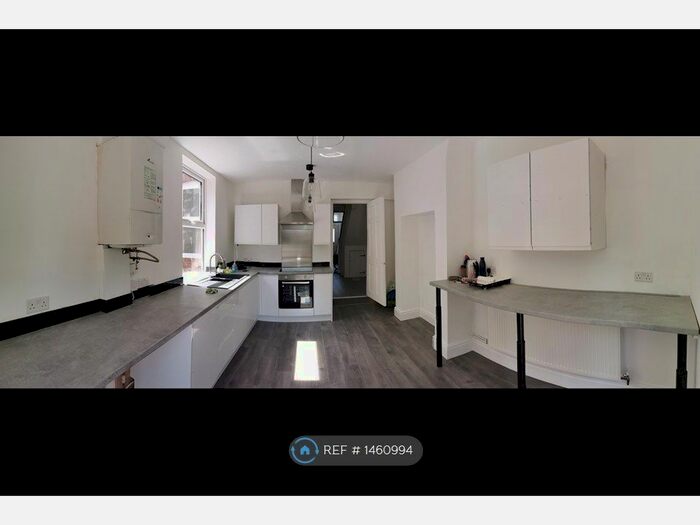 3 Bedroom Semi-Detached House To Rent In Highfield Road, Birkenhead, CH42