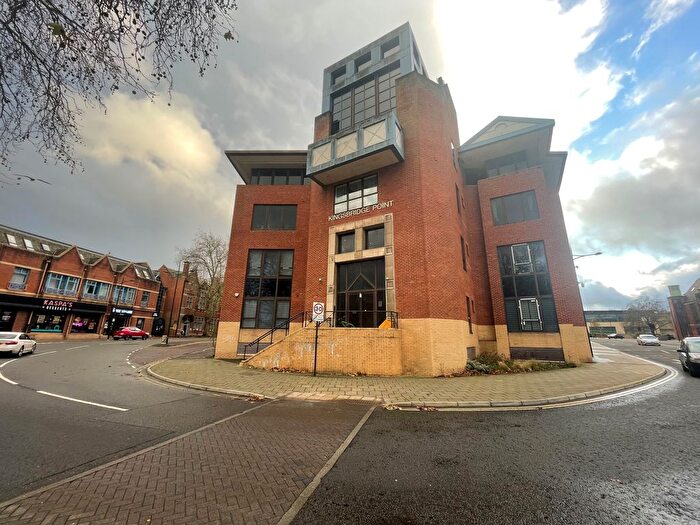 1 Bedroom Flat To Rent In Clarence Street, Swindon, SN1