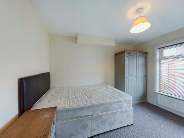 1 Bedroom Property To Rent In Moore Street, Northampton, NN2