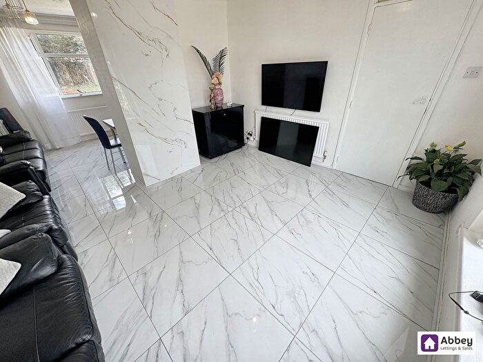 3 Bedroom Semi Detached House To Rent In Styon Road, Leicester, LE3