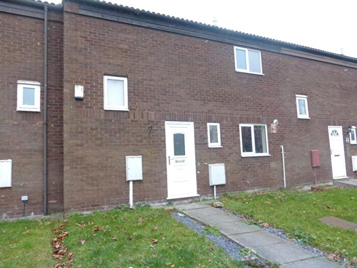 3 Bedroom Terraced House To Rent In Rainscar, Wilnecote, Tamworth, B77