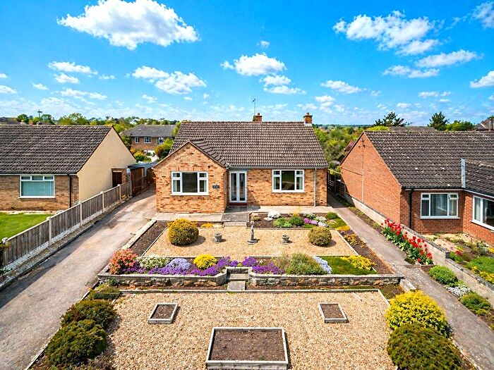 3 Bedroom Bungalow For Sale In South Kilvington, Thirsk, North Yorkshire, YO7