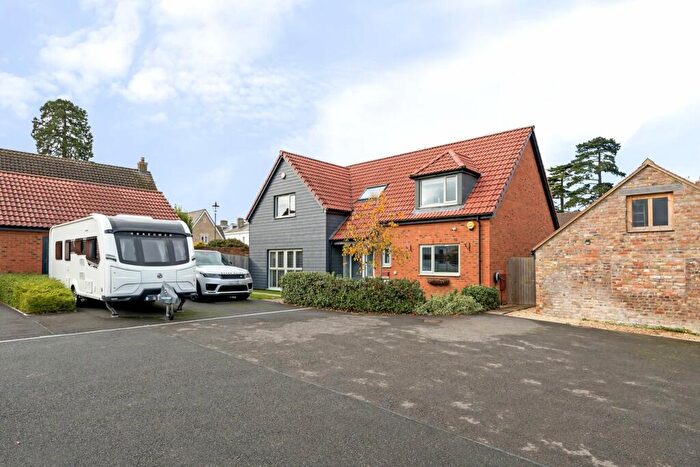 5 Bedroom Detached House For Sale In Parklands Orchard, Whitminster, GL2