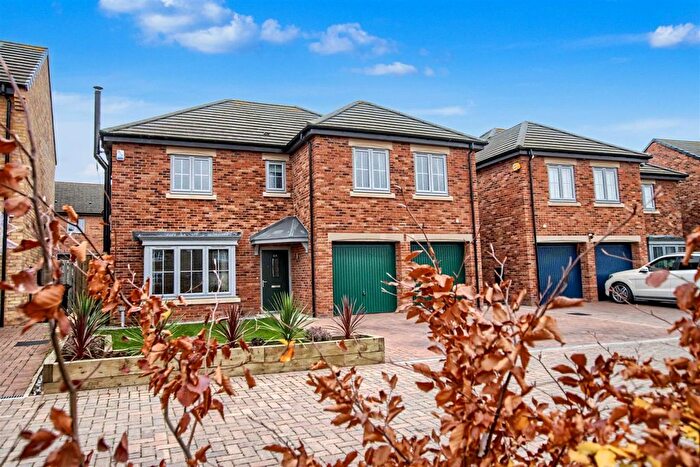 5 Bedroom Detached House For Sale In Farmstead Street, Acklam, TS5
