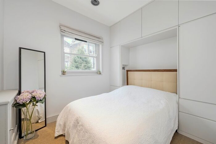 1 Bedroom Flat To Rent In Portland Road, W11