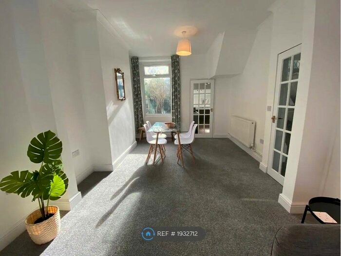 2 Bedroom Terraced House To Rent In Anglesey Street, Cardiff, CF5