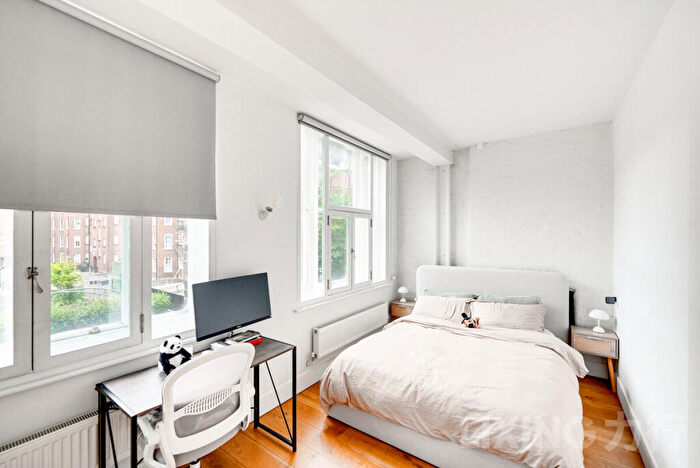 2 Bedroom Apartment For Sale In Old Nichol Street, Shoreditch, E2