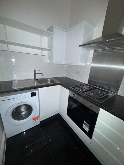 1 Bedroom Flat To Rent In High Street, London, E17