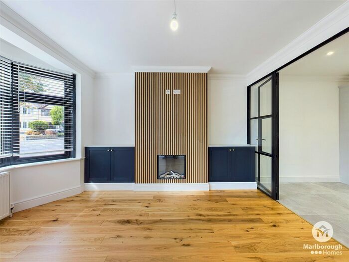 3 Bedroom Semi-Detached House To Rent In Slewins Lane, Hornchurch, Essex, RM11