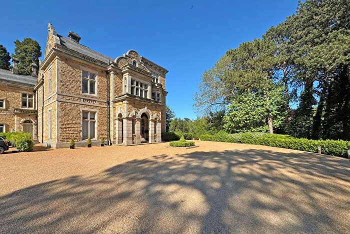 2 Bedroom Apartment For Sale In Hemsworth Walk, Highfield House, HG4