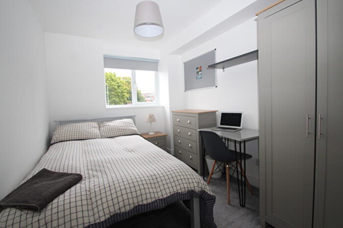 7 Bedroom House Of Multiple Occupation To Rent In Cleveland Road, Southsea, City Of Portsmouth, PO5