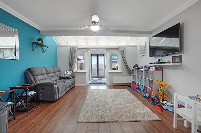 3 Bedroom Terraced House For Sale In Sanderling Way, Iwade, Sittingbourne, Kent, ME9