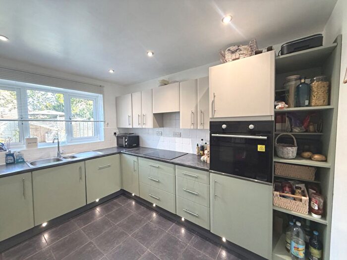 4 Bedroom Detached House For Sale In Sandy Close, Bradley Stoke, BS32