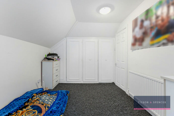 2 Bedroom Flat For Sale In Lansdowne Road, London, N17