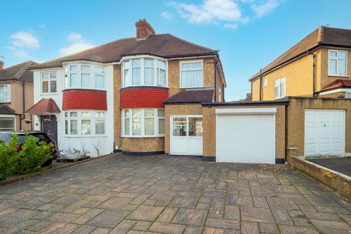 3 Bedroom Semi-Detached House To Rent In Malden Road, Cheam, Surrey, SM3