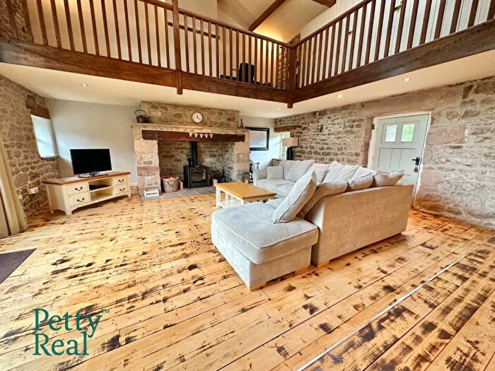 4 Bedroom Barn Conversion For Sale In Blacko Bar Road, Roughlee, BB9