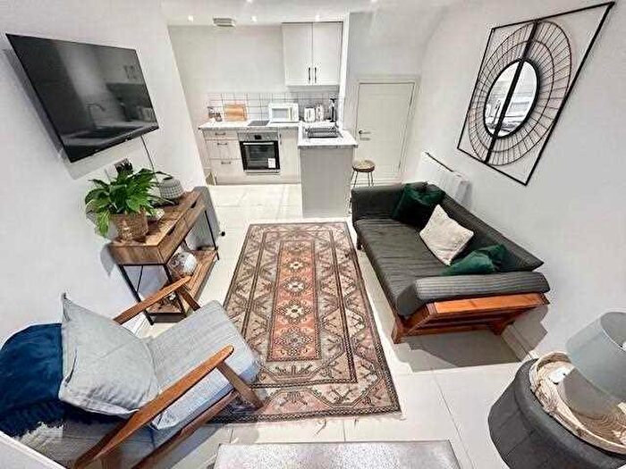 1 Bedroom Apartment To Rent In Castle Street, Brighton, BN1