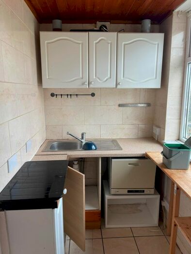 1 Bedroom Flat To Rent In Edgware Road, London, NW2
