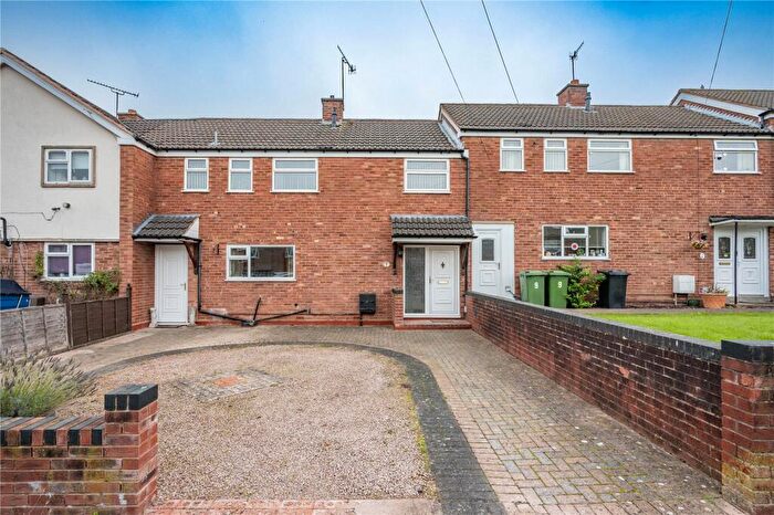 3 Bedroom Terraced House For Sale In Mercia Close, Bromsgrove, Worcestershire, B60