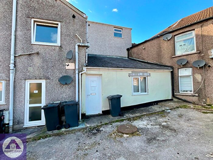 1 Bedroom Flat To Rent In High Street, Blaina, Abertillery, NP13