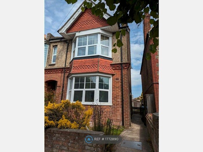 1 Bedroom Flat To Rent In Highfield Road, Bognor Regis, PO22