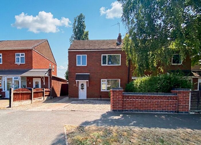 3 Bedroom Semi-Detached House To Rent In Mulberry Road, Bloxwich, WS3