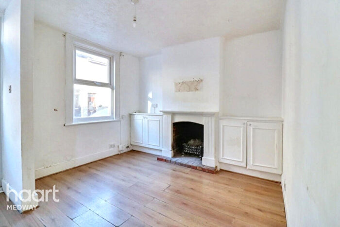 2 Bedroom Terraced House For Sale In Richard Street, Rochester, ME1