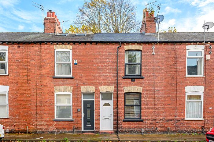 2 Bedroom Terraced House For Sale In Lincoln Street, Leeman Road, York, YO26