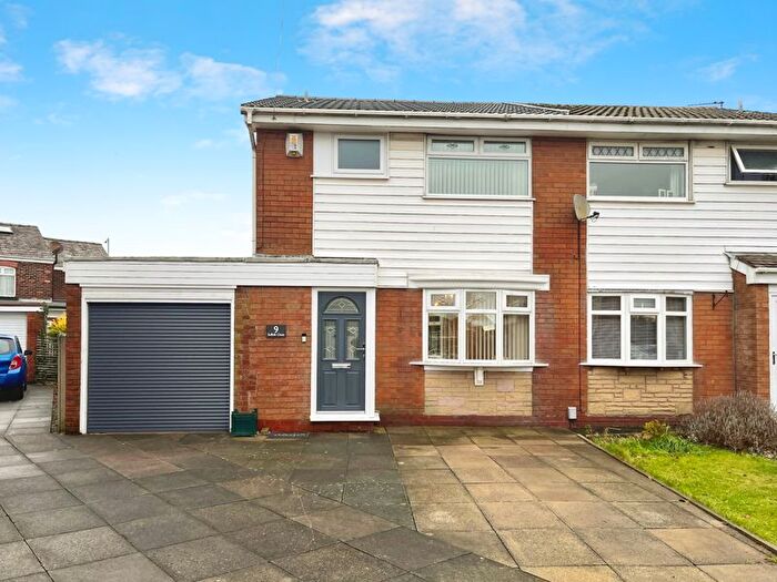 3 Bedroom Semi-detached House For Sale In Suffolk Close, Little Lever, BL3