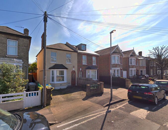 3 Bedroom Semi-Detached House To Rent In Gibbon Road, Kingston Upon Thames KT2