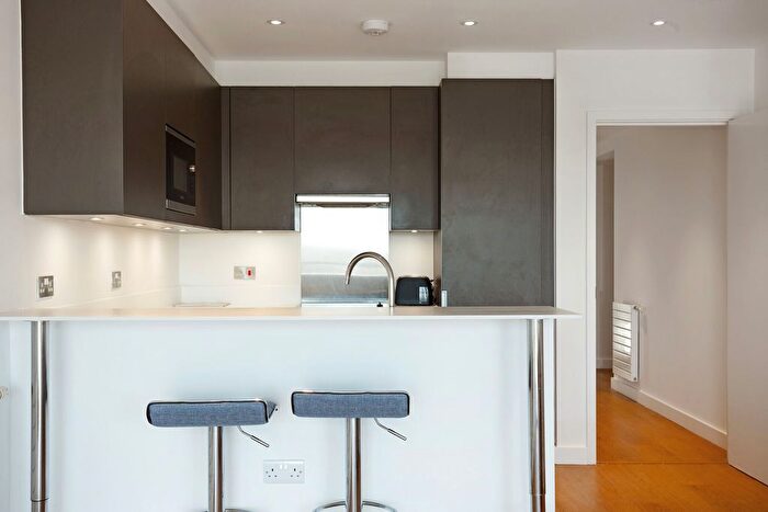 1 Bedroom Flat For Sale In Maud Street, London, E16