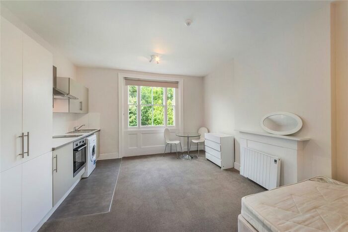 Studio To Rent In Onslow Gardens, London, SW7