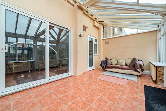 3 Bedroom End Of Terrace House For Sale In Hatherall Road, Maidstone, ME14