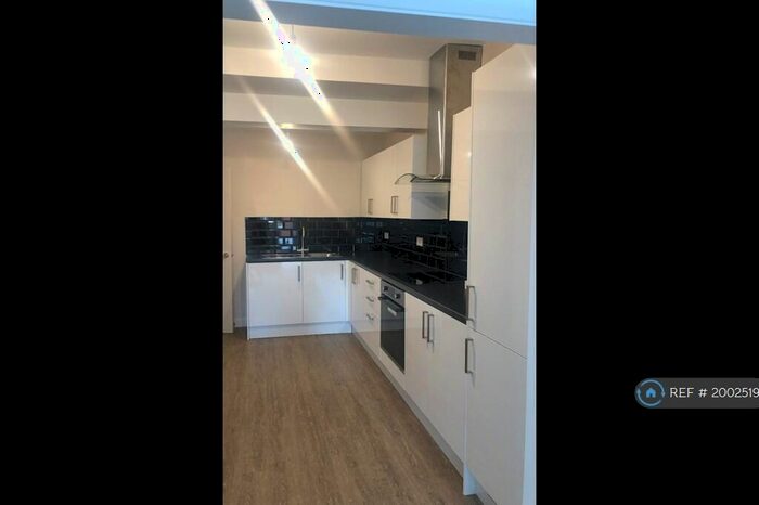 1 Bedroom Flat To Rent In Godfrey Street, Heanor, DE75