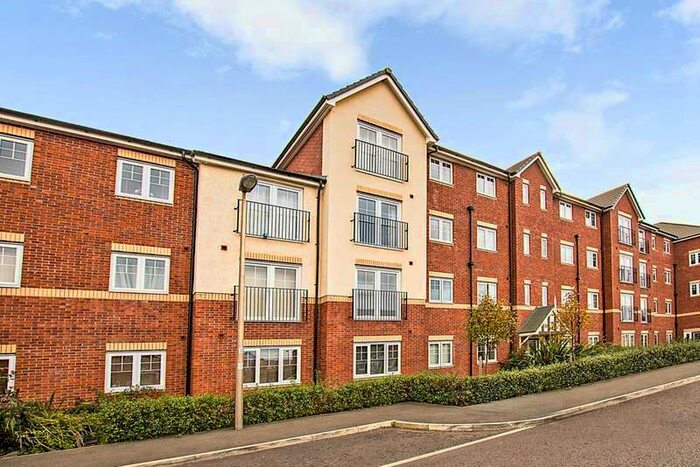 2 Bedroom Apartment For Sale In Robinson Road, Ellesmere Port CH65