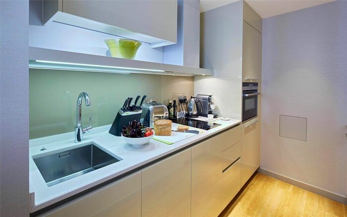 Studio To Rent In Bow Lane, City, EC4M