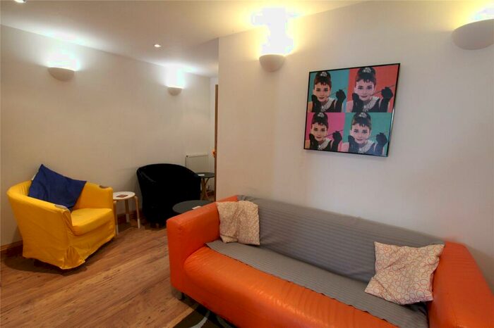 3 Bedroom Terraced House To Rent In Orme Road, Bangor, LL57