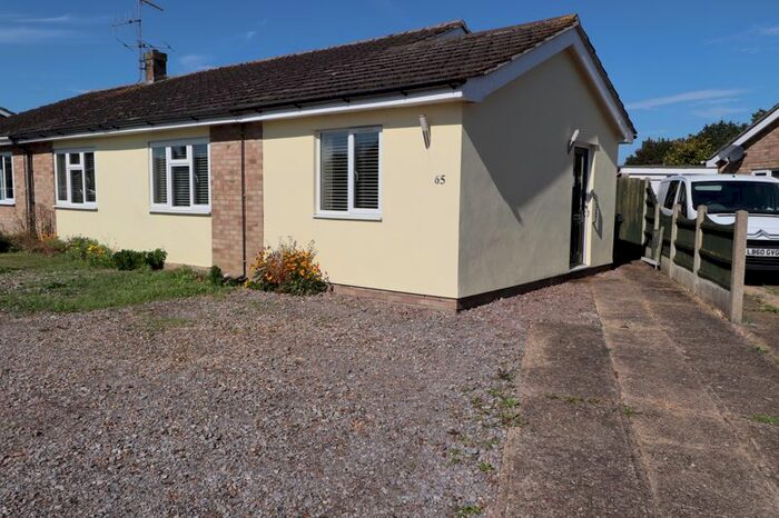 3 Bedroom Semi-Detached Bungalow To Rent In Birch Avenue, Great Bentley, Colchester, CO7